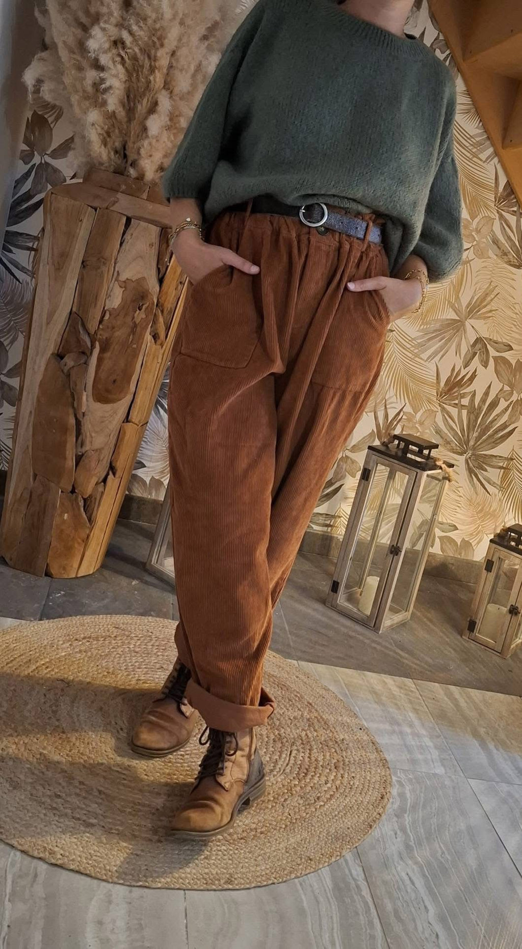 Pantalon en velours côtelé Rouille